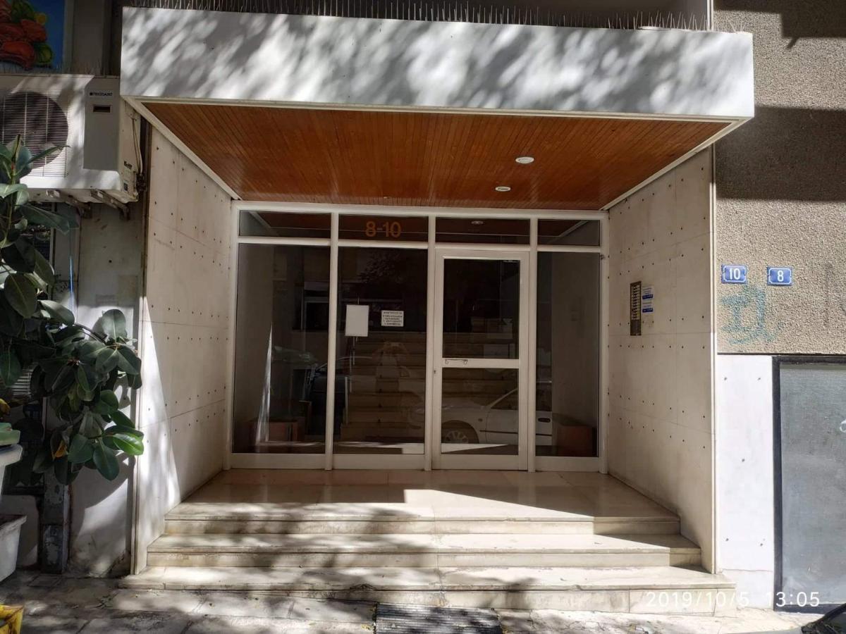 Lg Apartment Bnb Афины Экстерьер фото